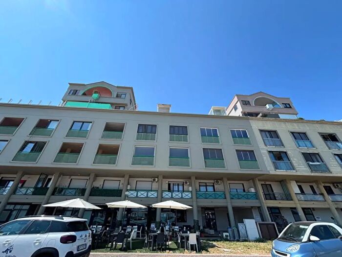 Appartamento trilocale in vendita in Lungomare IX Maggio, Bari