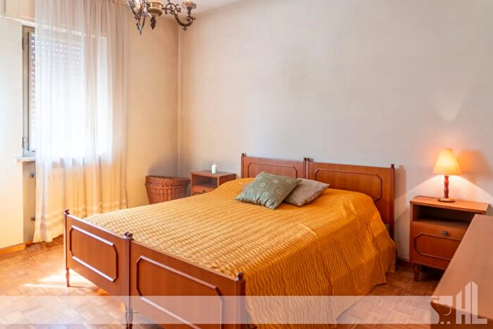 Casa con 11 locali in vendita in Borgo Valbelluna