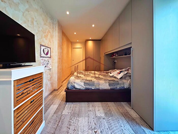 Appartamento con 5 locali in vendita in Via Socrate Benacci, Sarzana