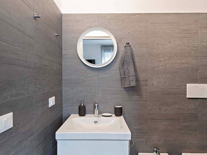 Appartamento in affitto in Via Luciano Manara, Guastalla, Milano