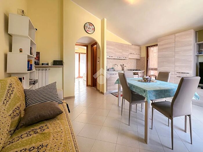 Appartamento bilocale in vendita in Via Colonna, Montecompatri