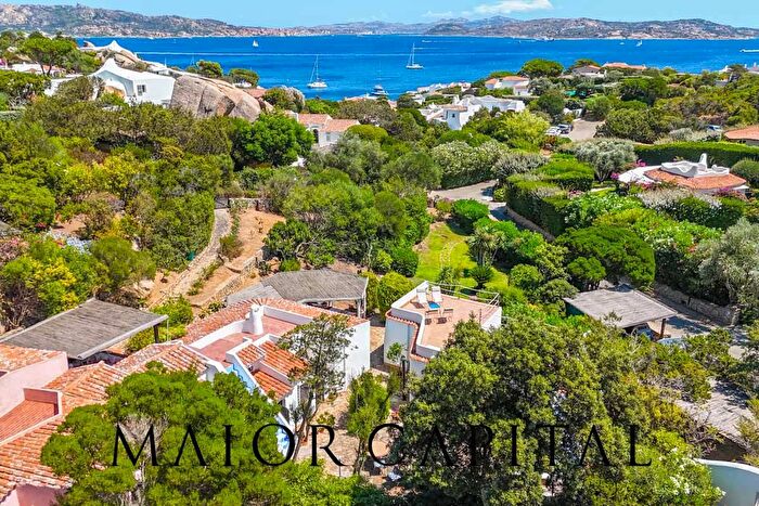 Casa con 9 locali in vendita in Loc Porto Rafael, Palau