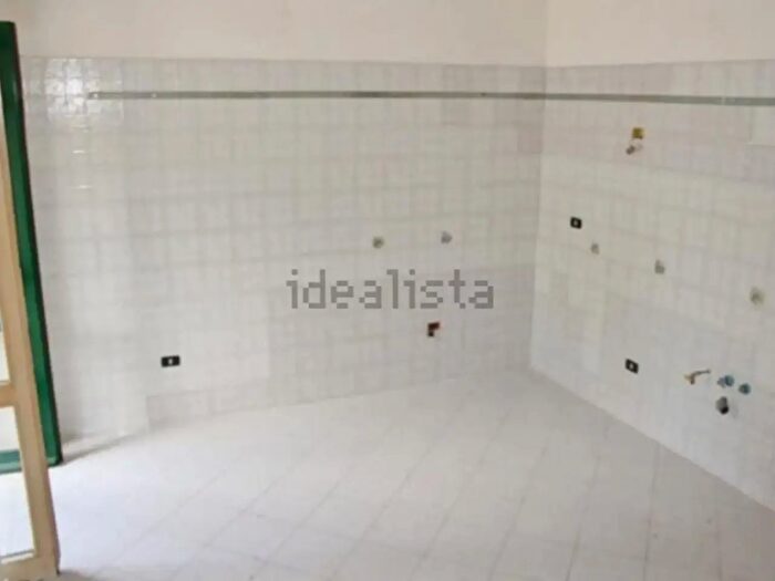 Appartamento trilocale in vendita in Via Cerzeta, Solofra