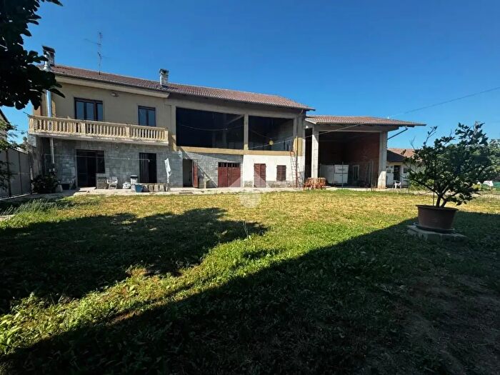 Casa con 5 locali in vendita in Via Teglia, Carmagnola