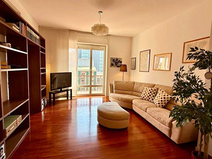 Appartamento bilocale in affitto in Via Emilio Cornalia, Melchiorre Gioia, Milano