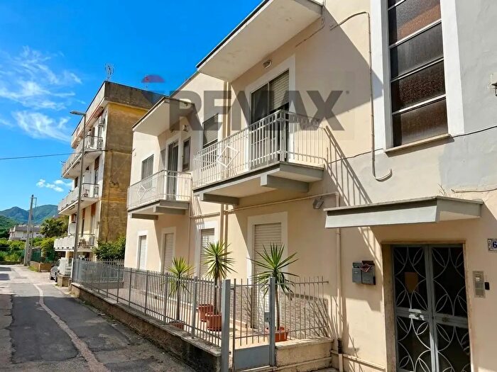 Appartamento con 5 locali in vendita in Via Alessandrini, Terracina