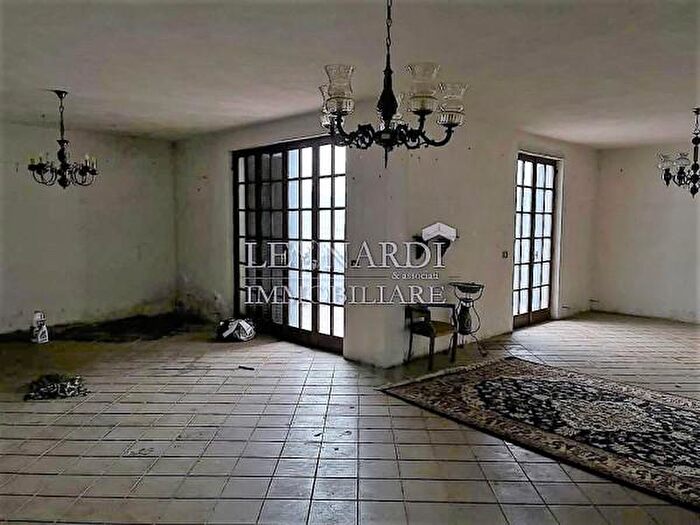 Appartamento con 6 locali in vendita in Via C F Von Gluck, San Giustino