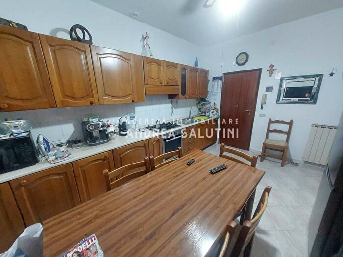 Appartamento con 6 locali in vendita in Centro, Castelfranco di Sotto