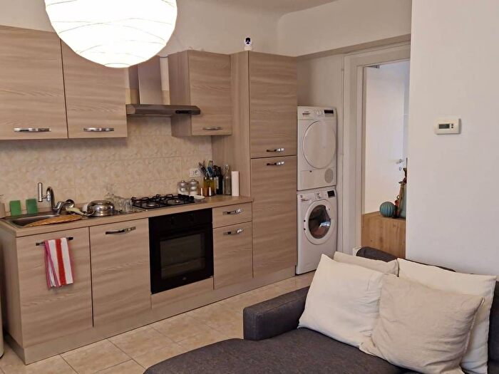 Appartamento bilocale in affitto in Via Michelangelo Buonarroti, Amendola Buonarroti, Milano