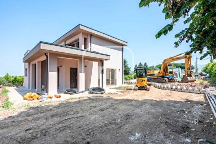 Casa con 5 locali in vendita in Via Colle Palombara, Zagarolo