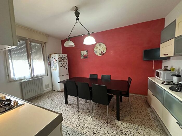 Appartamento con 7 locali in vendita in Concordia Sulla Secchia