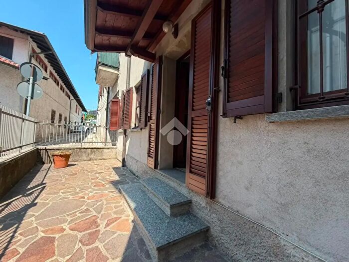 Appartamento bilocale in vendita in Via Ortigara, Cantu'