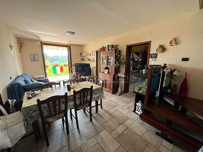 Appartamento quadrilocale in vendita in Via Madonna di Corticella, Reggio Emilia