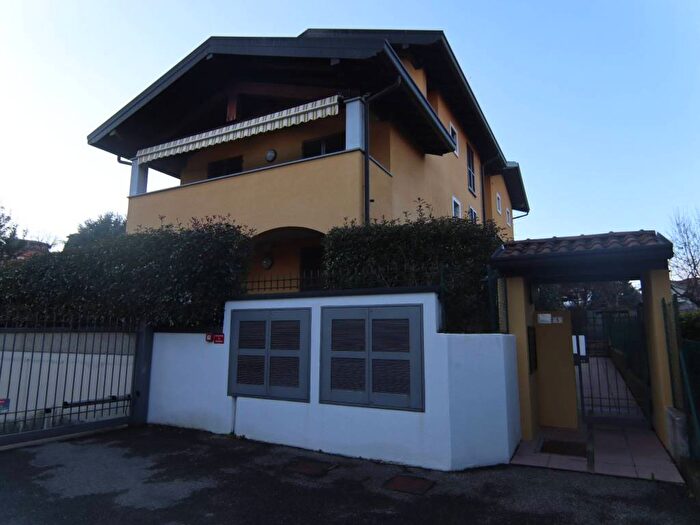 Appartamento bilocale in affitto in Via Italia Libera, Gaggino, Faloppio