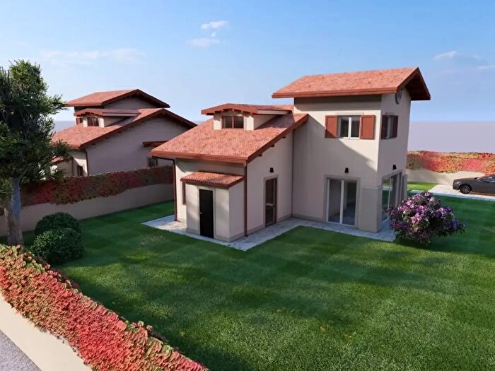 Case in Vendita e in Affitto - 3