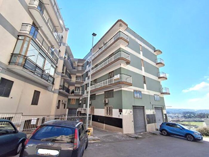 Appartamento quadrilocale in vendita in Via Domenico Romanazzi, Noci