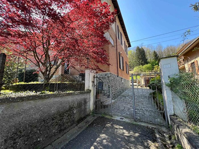 Casa con 8 locali in vendita in Novi Via Verdi Arquata Scrivia Tortona Lcitalia, Novi Ligure