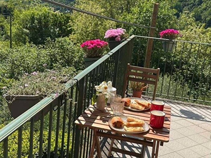 Appartamento bilocale in affitto in strada provinciale per Semovigo, Mezzanego