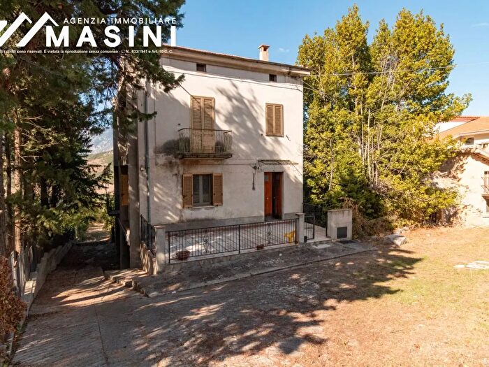 Casa con 5 locali in vendita in Via San Pietro, Altino