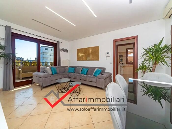 Appartamento quadrilocale in vendita in Via Monte Bianco, Olbia