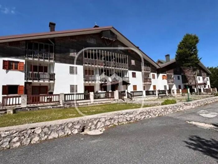 Appartamento trilocale in vendita in Viale di Castelamato, Cervara Di Roma