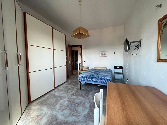 Appartamento quadrilocale in affitto in Camera in Via Massari, Monteluce Ponte Rio, Perugia