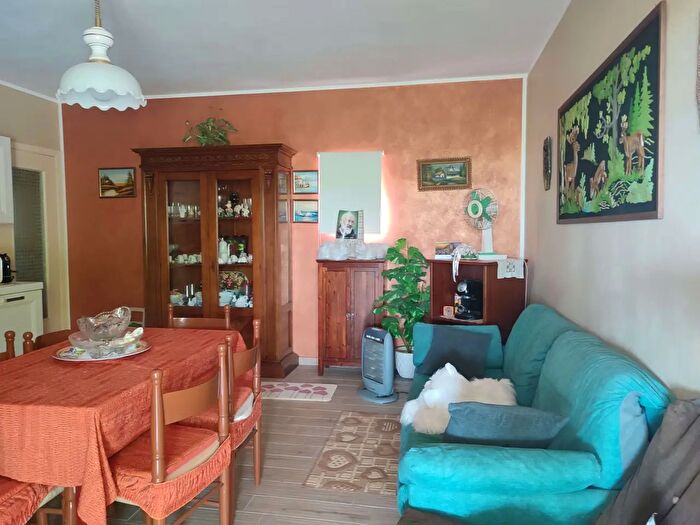 Casa trilocale in vendita in Contrada Santa Rosalia, Caltanissetta