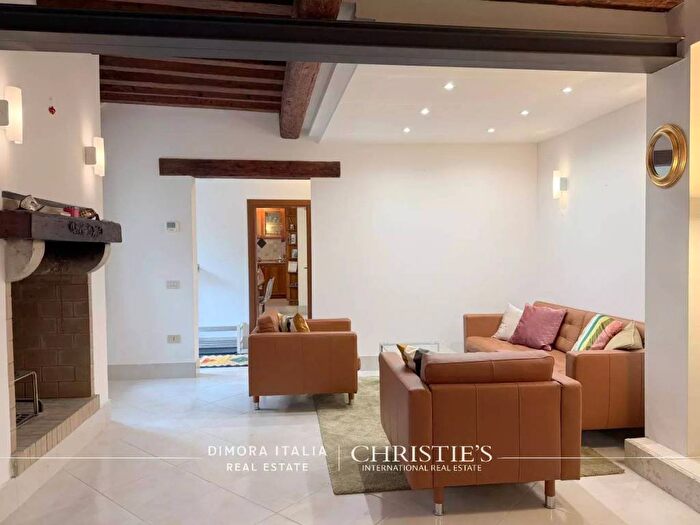 Appartamento con 6 locali in affitto in Calle de le Pignate, Guglie San Leonardo, Venezia