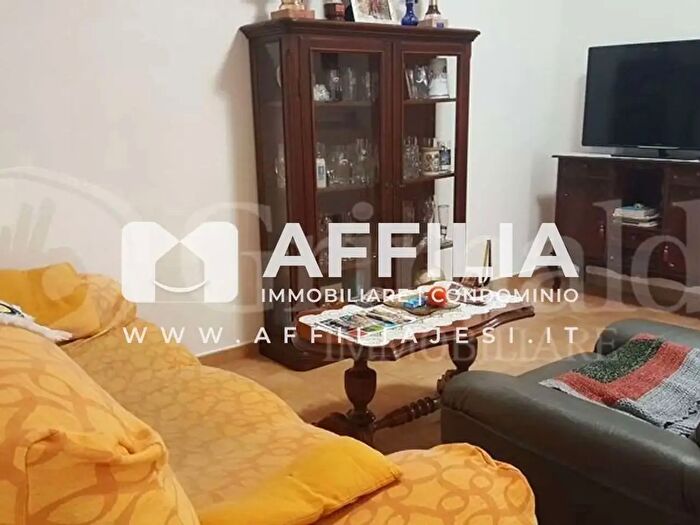 Appartamento quadrilocale in vendita in Piandelmedico, Jesi