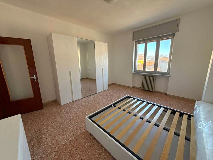 Appartamento trilocale in affitto in Piazza Giovane Italia, San Germano Vercellese