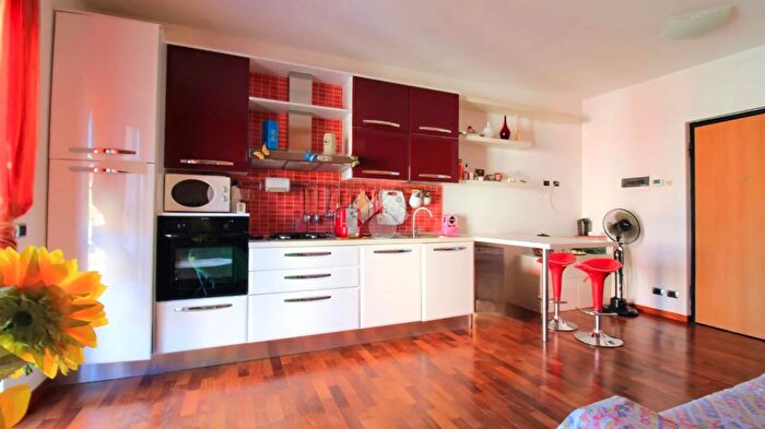 Appartamento bilocale in vendita in Via Michelangelo, San Salvo