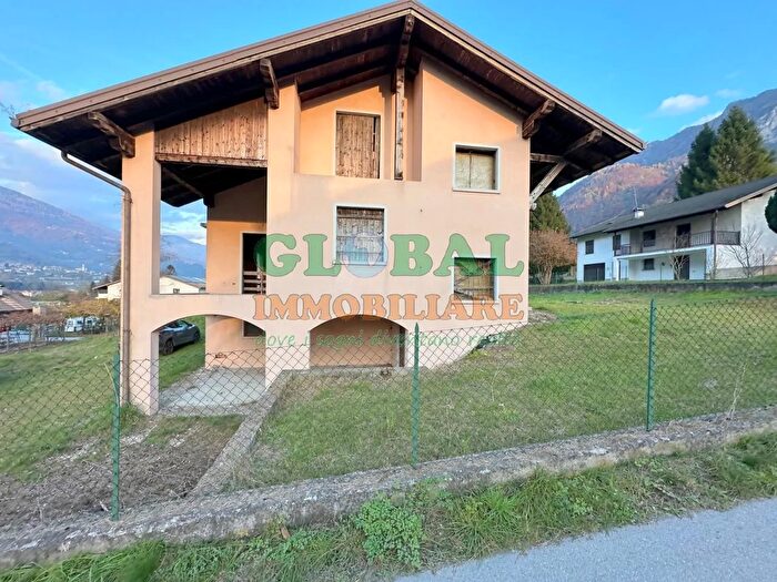 Casa con 9 locali in vendita in Via Eccher, Roncegno