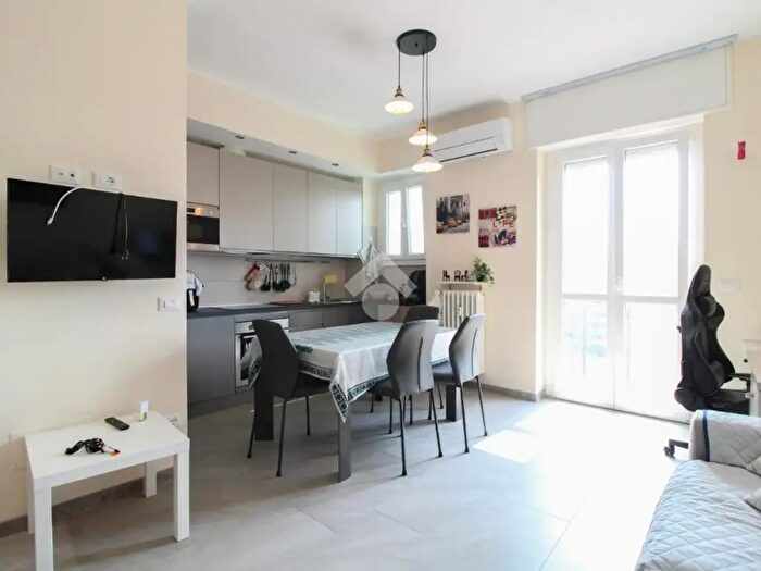 Appartamento bilocale in vendita in Viale Rapisardi, Milano