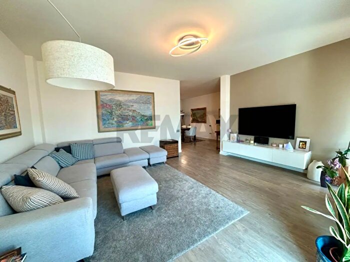 Appartamento quadrilocale in vendita in Lovere