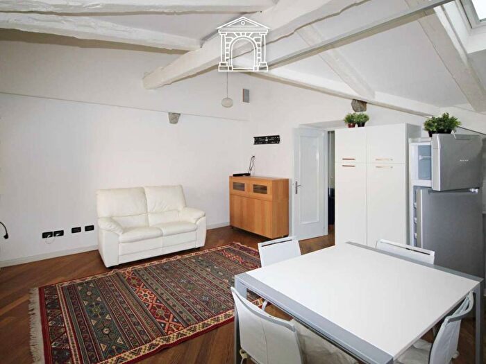 Appartamento bilocale in affitto in via mazzini, Borgo Teresiano, Trieste