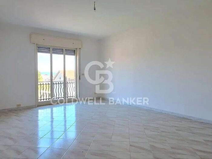 Appartamento con 5 locali in vendita in Via Gianforma Margione a, Modica