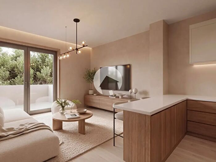 Appartamento trilocale in vendita in Via Nobili, Correggio