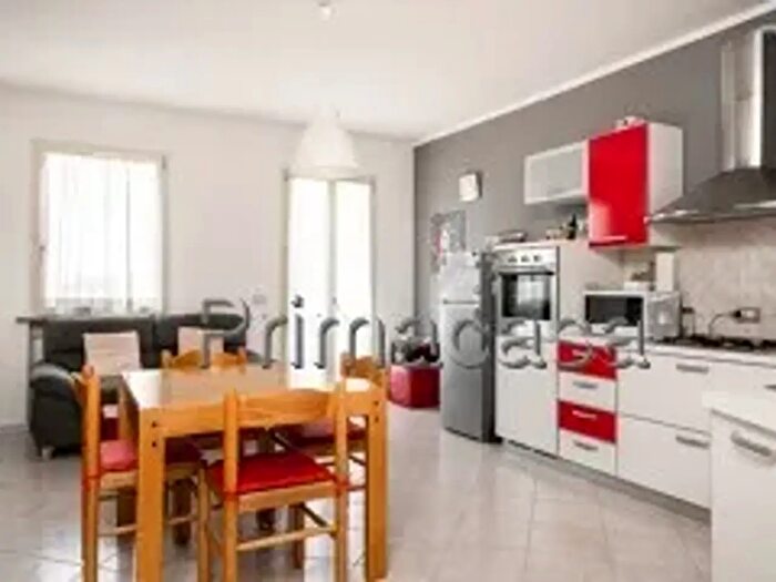 Appartamento bilocale in vendita in Via Roma, Lavagno