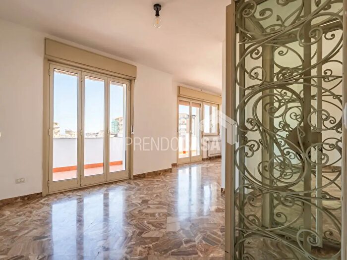 Appartamento quadrilocale in vendita in Via Uditore i, Palermo