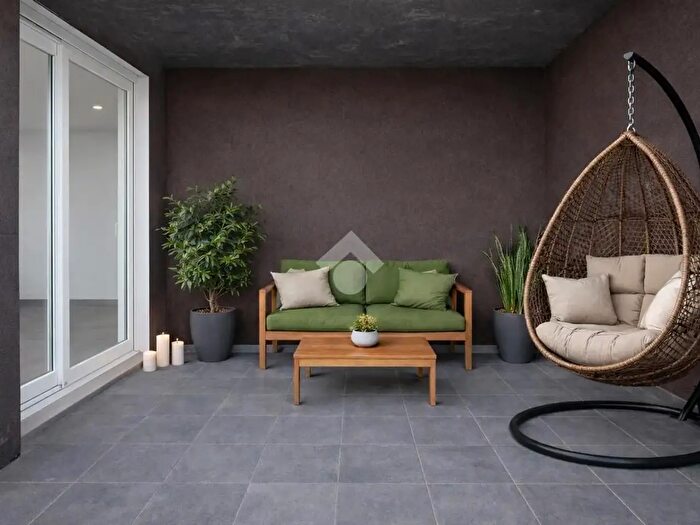 Appartamento trilocale in vendita in Via Catullo, Castelnuovo Del Garda