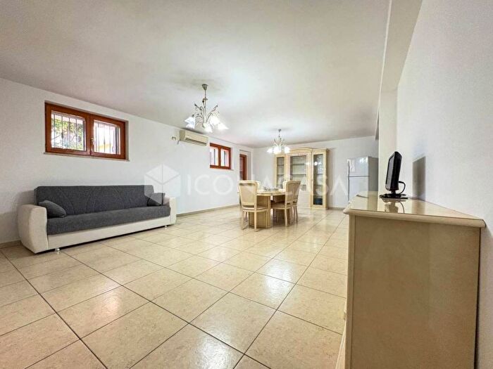 Appartamento bilocale in affitto in Via Marco Biagi, Matera