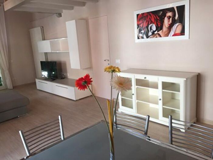 Appartamento con 6 locali in affitto in Forte Dei Marmi