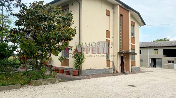 Casa con 8 locali in vendita in Forlimpopoli Via del Campo Forlìcesena Forlimpopoli, Forlimpopoli