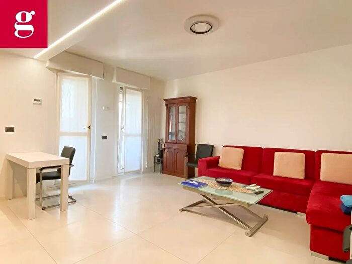 Appartamento bilocale in vendita in Via Vittorio De Sica, Milano