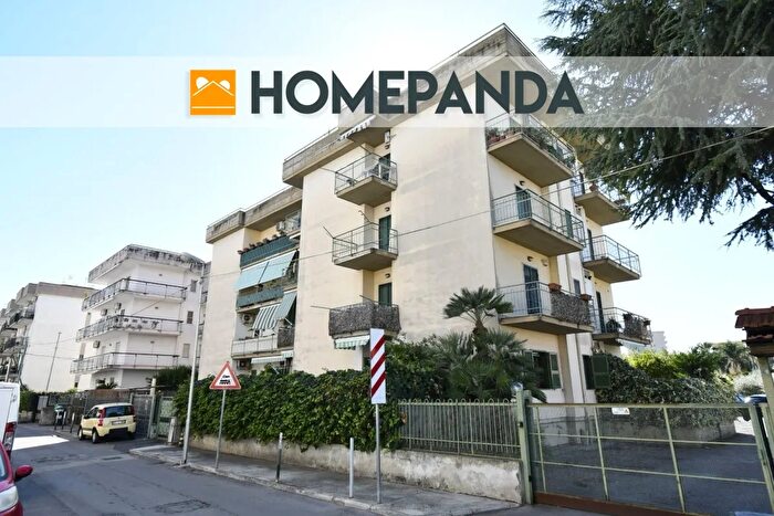 Appartamento con 5 locali in vendita in Via Cristoforo Colombo, Scafati