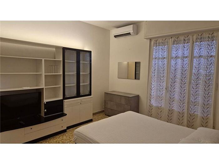 Appartamento trilocale in affitto in VIA CALAMANDREI, Centro, Scandicci