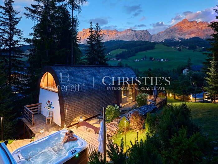 Casa bilocale in affitto in Strada Col Pinei, La Villa, Badia