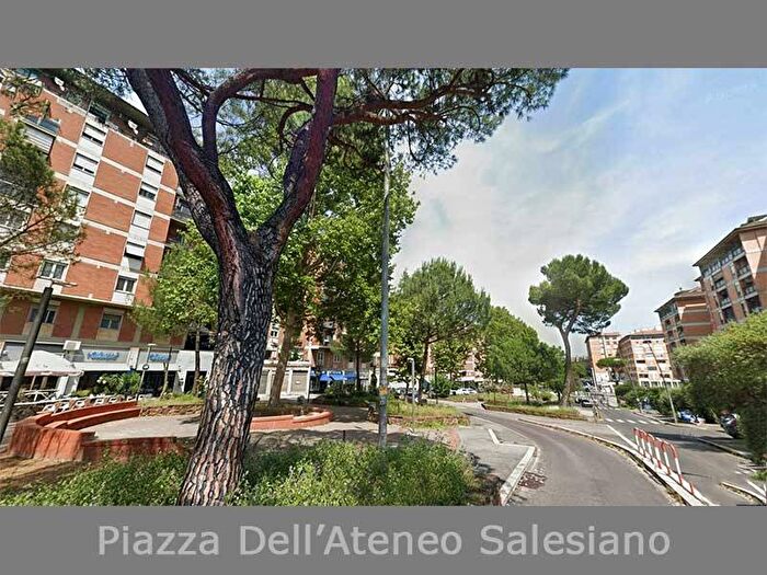 Appartamento trilocale in affitto in Piazza dellAteneo Salesiano, Nuovo Salario, Roma