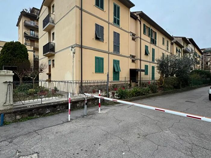 Appartamento quadrilocale in vendita in Via Pisana Casellina Scandicci, Scandicci