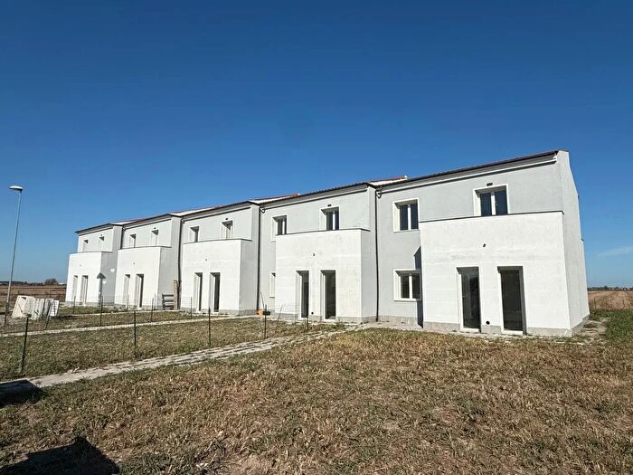 Casa con 6 locali in vendita in Guarda Veneta